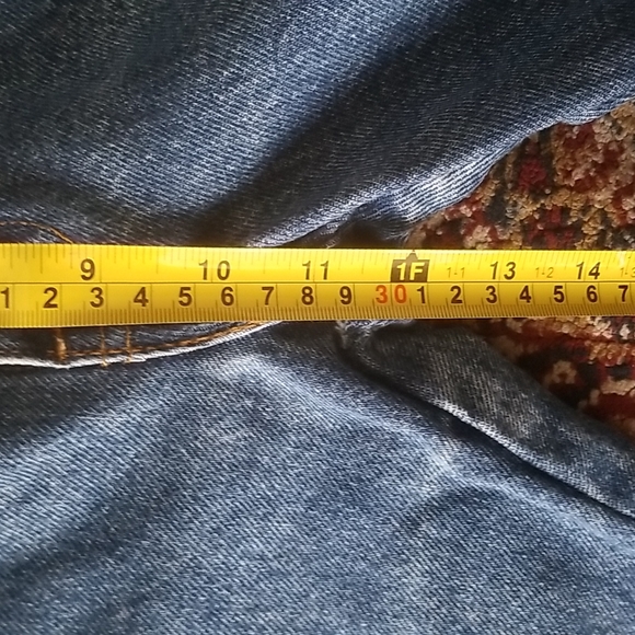 Orange Tab Levis - Picture 5 of 8